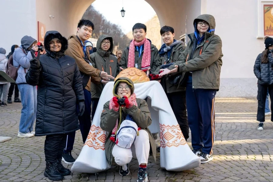 6 học sinh Việt Nam giành huy chương Olympic khoa học trẻ thế giới