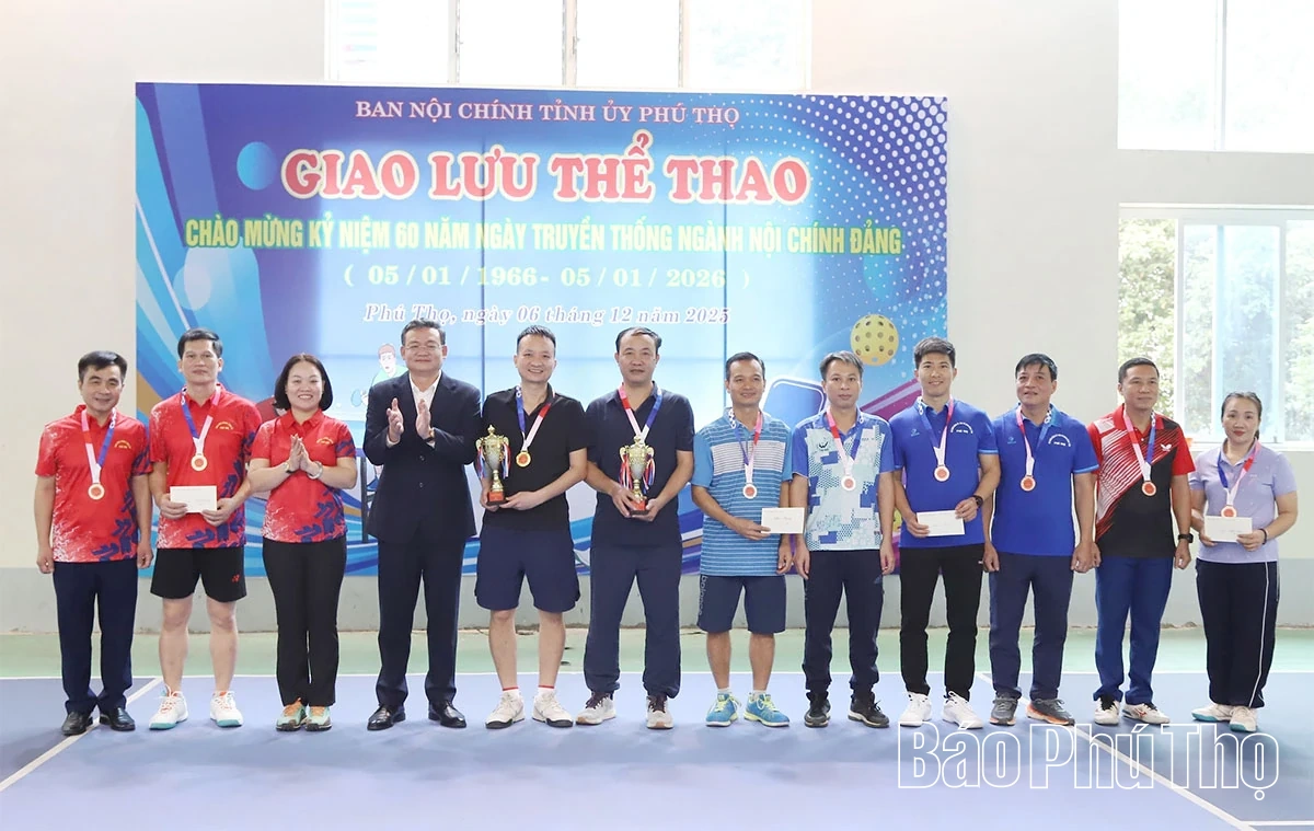 Giao lưu thể thao chào mừng kỷ niệm 60 năm Ngày truyền thống ngành Nội chính Đảng