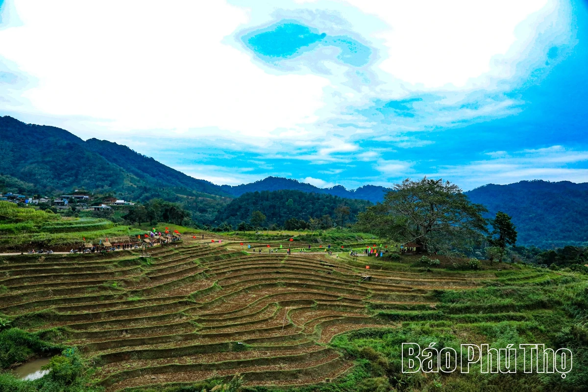 Chinh phục bản Mừng