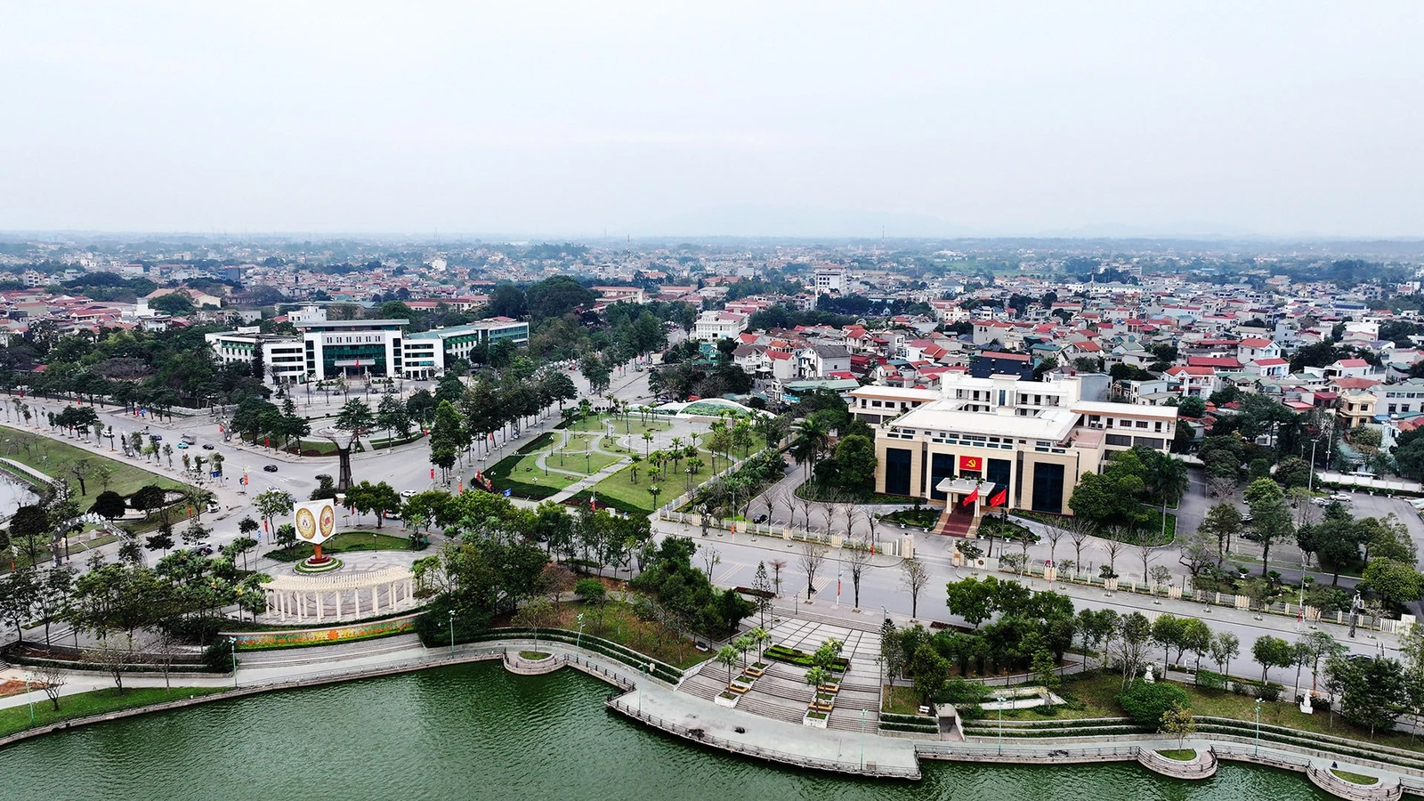 Phú Thọ siết chặt văn hóa công sở