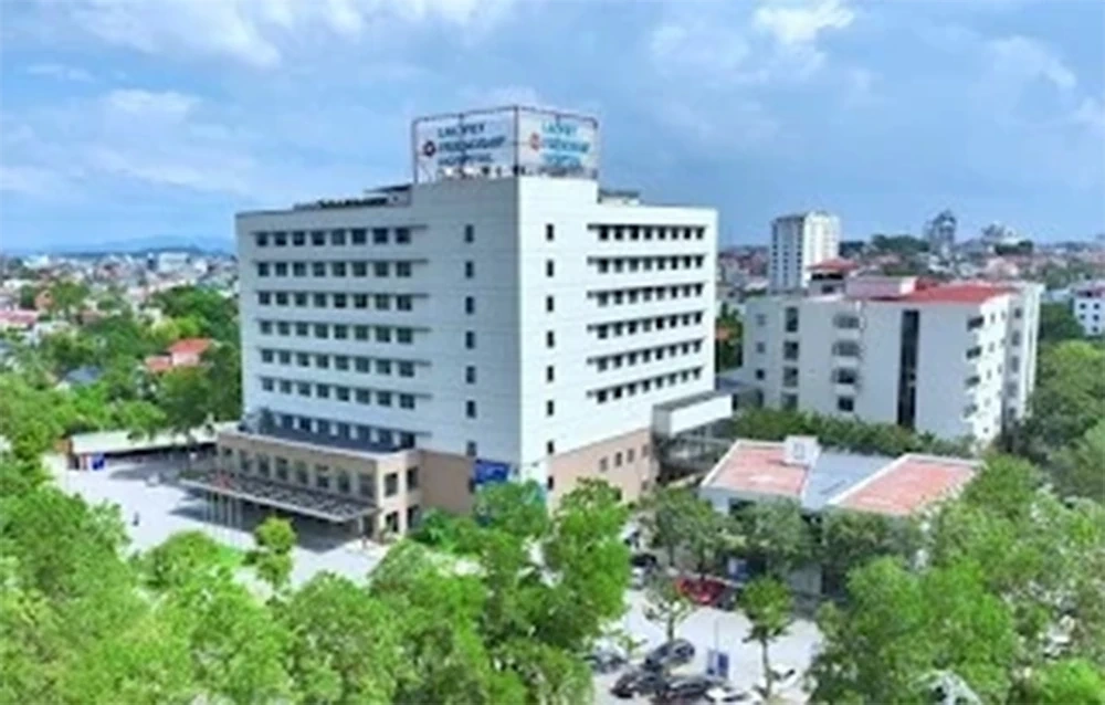 Bệnh viện Đại học Y Hà Nội ký kết hợp tác chuyên môn với Bệnh viện Quốc tế Thăng Long Lạc Việt