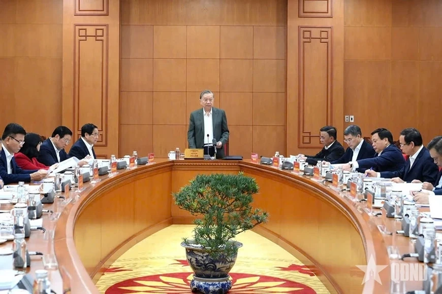 Tăng cường bảo vệ nền tảng tư tưởng của Đảng trước thềm Đại hội XIV