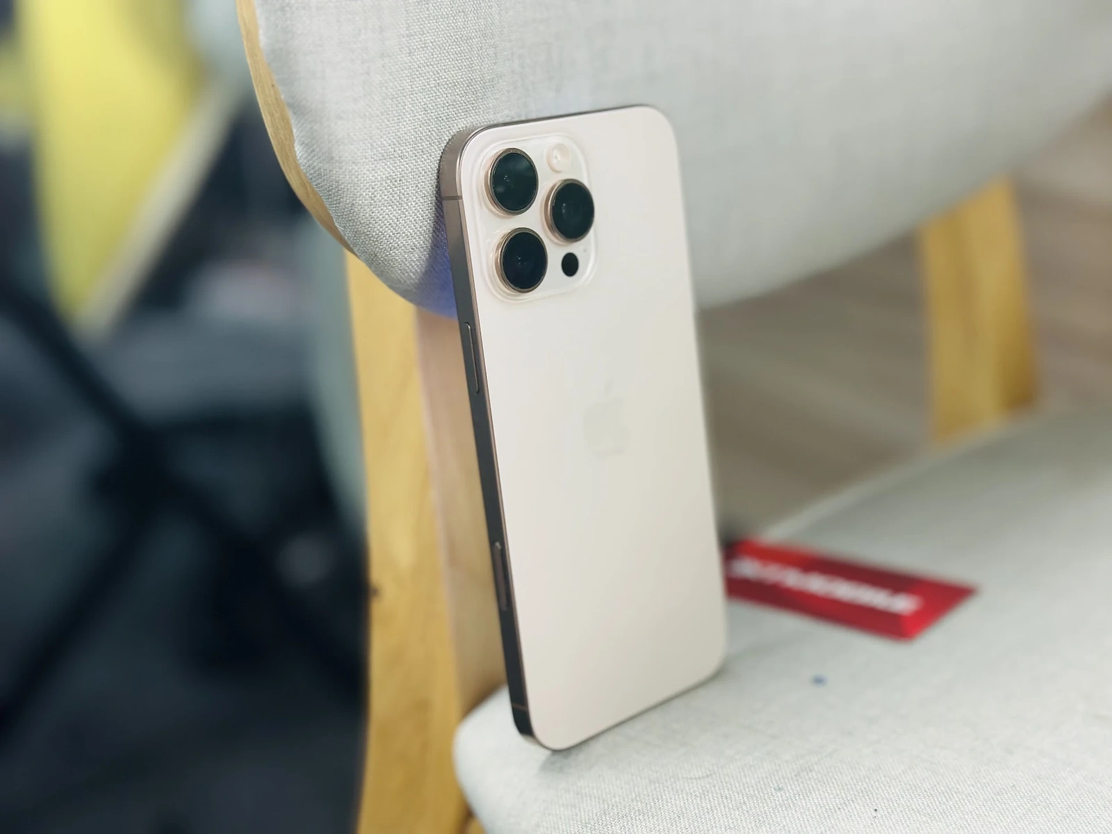 Top mẫu iPhone đáng mua dịp cuối năm: iPhone 16 tiếp tục dẫn đầu