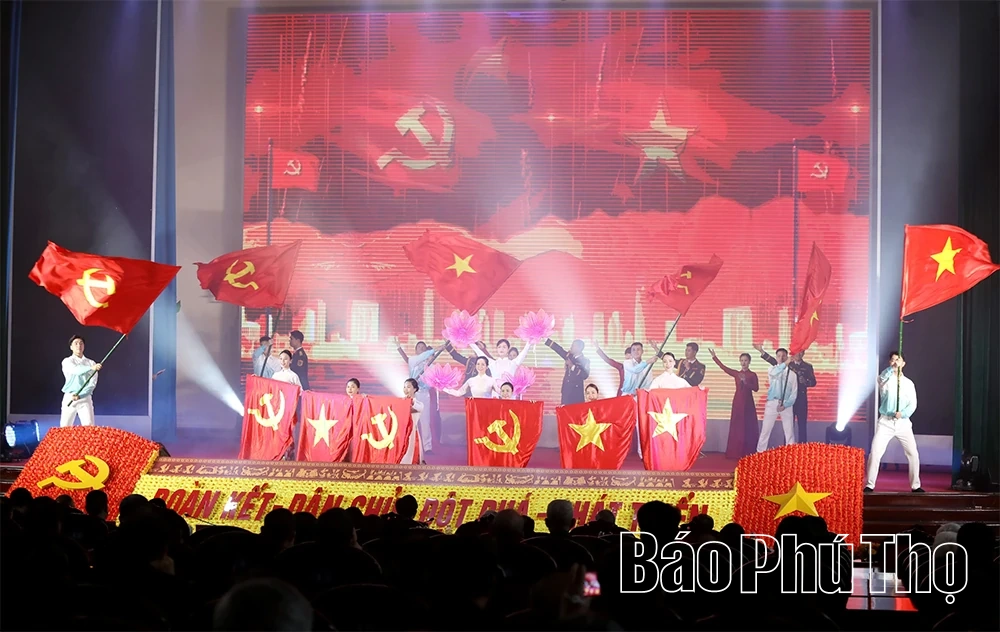 Quân khu 2 gặp mặt cán bộ cao cấp đã nghỉ hưu, nghỉ công tác trên địa bàn Quân khu