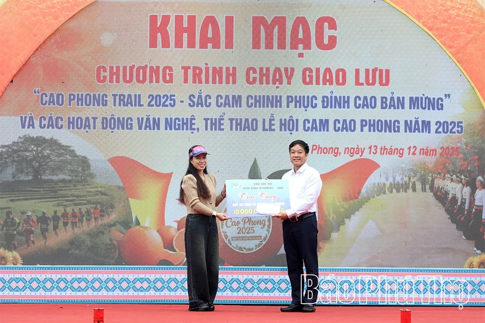 Khai mạc các hoạt động văn nghệ, thể thao tại Lễ hội Cam Cao Phong năm 2025