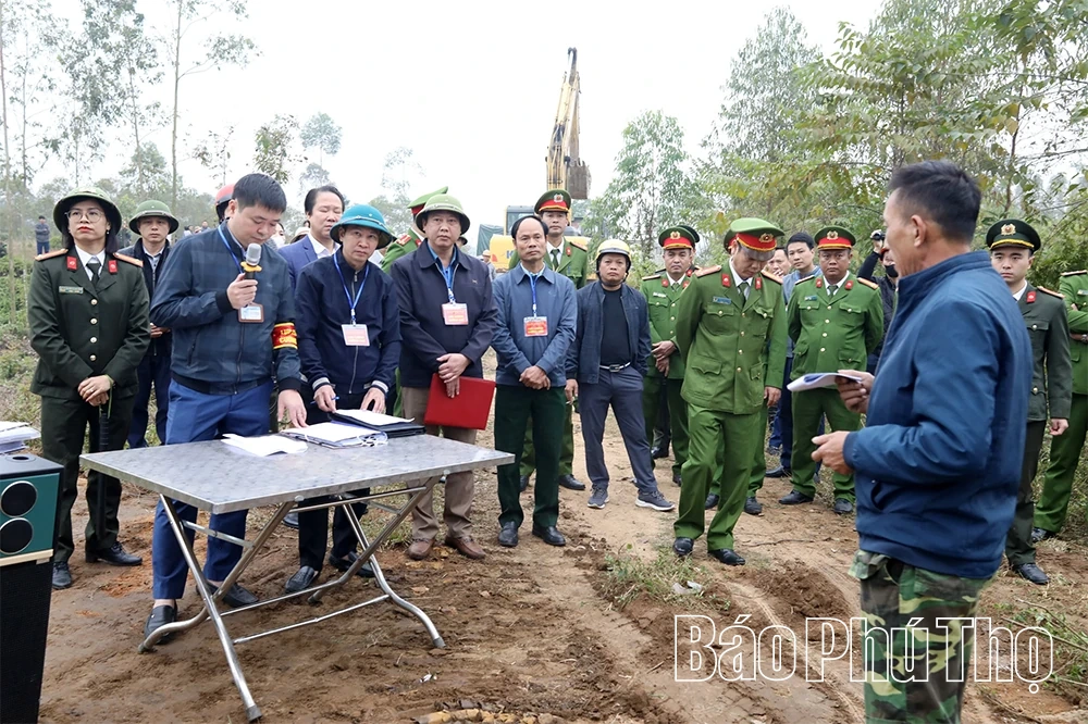 Cưỡng chế thu hồi đất phục vụ xây dựng Cụm công nghiệp Tam Nông