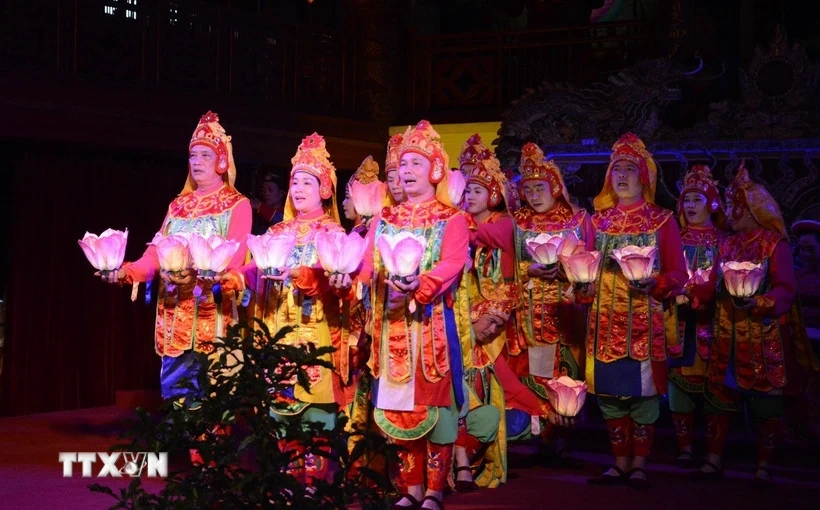 Huế - Hình mẫu về phát triển công nghiệp văn hóa và du lịch bền vững