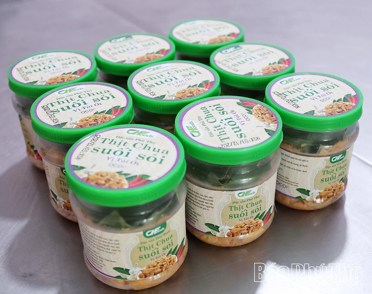 Đậm đà hương vị thịt chua Suối Sỏi