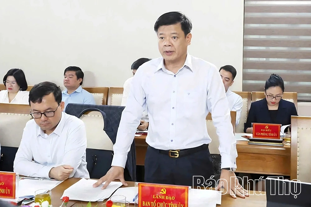 Phó Bí thư Thường trực Tỉnh ủy Bùi Văn Quang thăm, làm việc với Đảng bộ phường Thanh Miếu