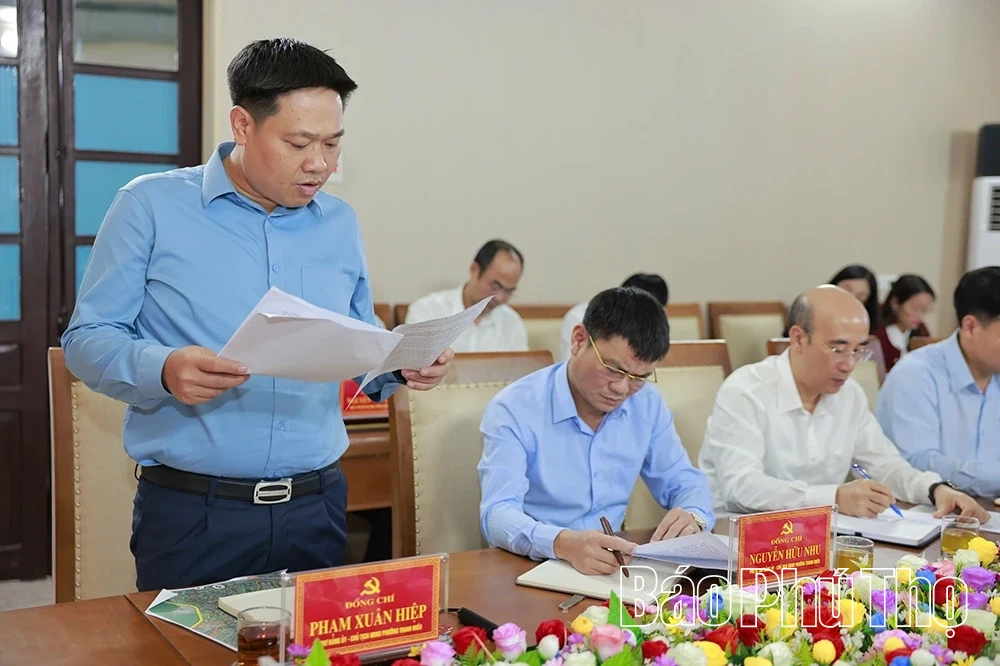 Phó Bí thư Thường trực Tỉnh ủy Bùi Văn Quang thăm, làm việc với Đảng bộ phường Thanh Miếu