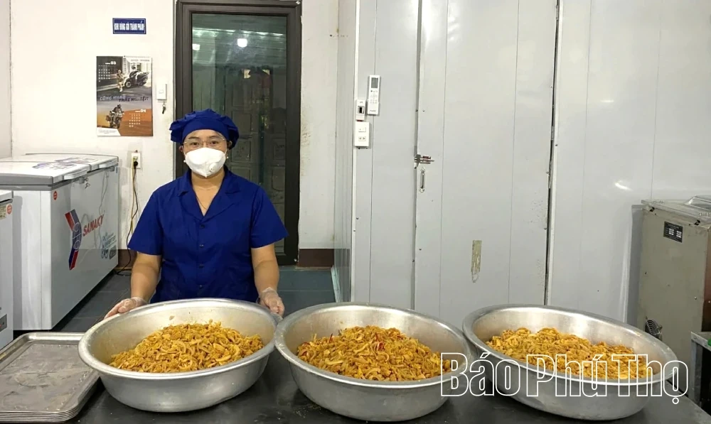 Fermented Pork with Papaya - The Flavor of Tan Sons Muong Region