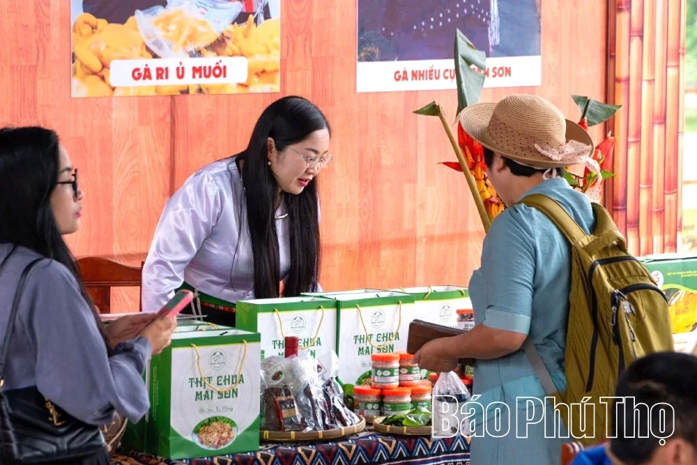 Fermented Pork with Papaya - The Flavor of Tan Sons Muong Region