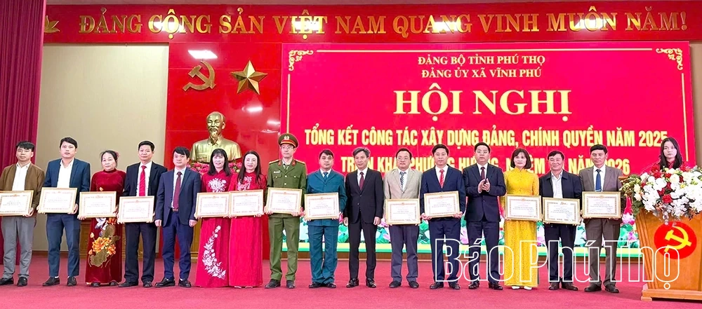 Đảng uỷ xã Vĩnh Phú tổng kết công tác xây dựng Đảng, chính quyền năm 2025