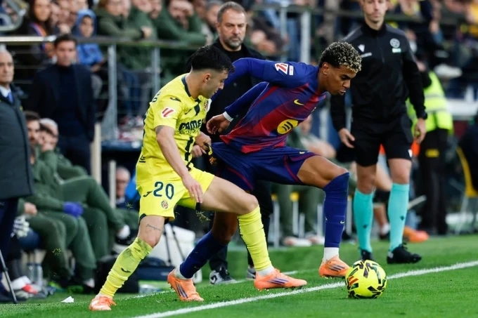 Barca kết thúc năm 2025 bằng chuỗi 7 trận thắng