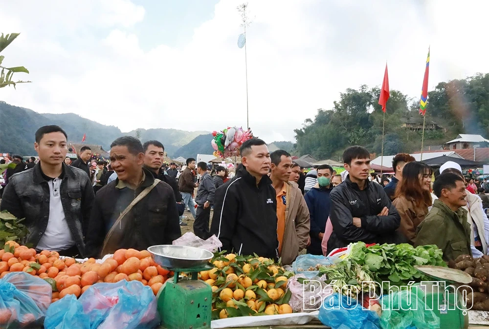 Tưng bừng Ngày hội Văn hóa, thể thao và du lịch xứ Thung Mây