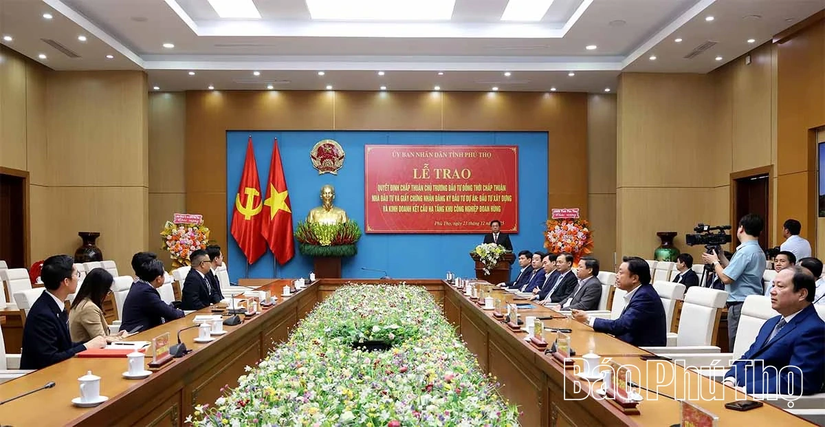 Trao Giấy chứng nhận đăng ký đầu tư cho Tập đoàn Amata