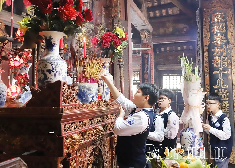 Trải nghiệm du lịch học đường - Giáo dục Di sản văn hoá Vùng Đất Tổ