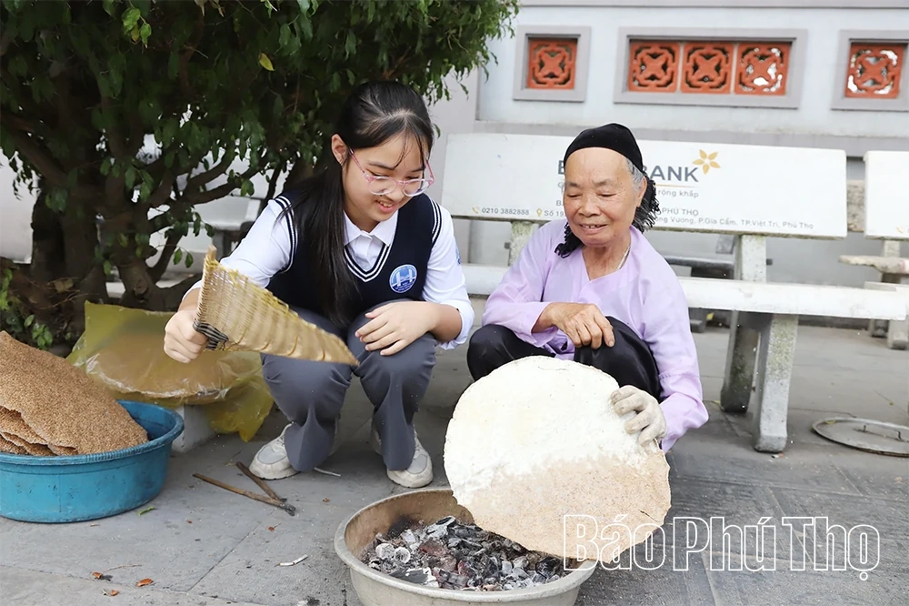 Trải nghiệm du lịch học đường - Giáo dục Di sản văn hoá Vùng Đất Tổ