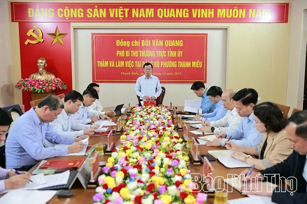 Phó Bí thư Thường trực Tỉnh ủy Bùi Văn Quang thăm, làm việc với Đảng bộ phường Thanh Miếu