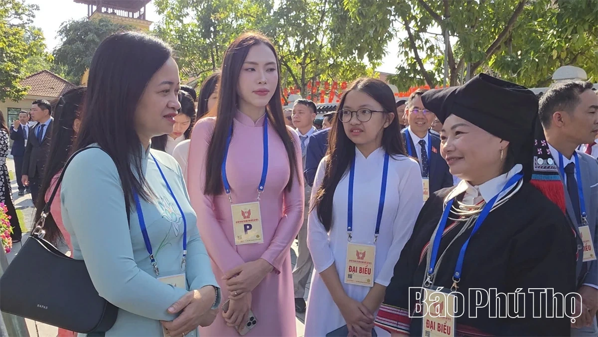 Rộn rã “bản hòa ca” thi đua yêu nước