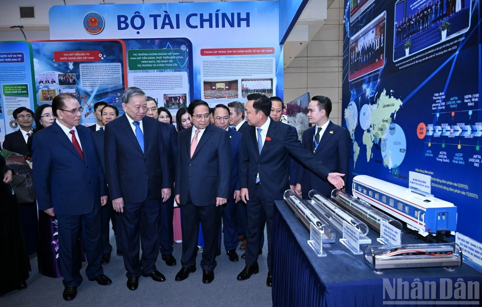 Lãnh đạo Đảng, Nhà nước tham dự Đại hội Thi đua yêu nước toàn quốc lần thứ XI