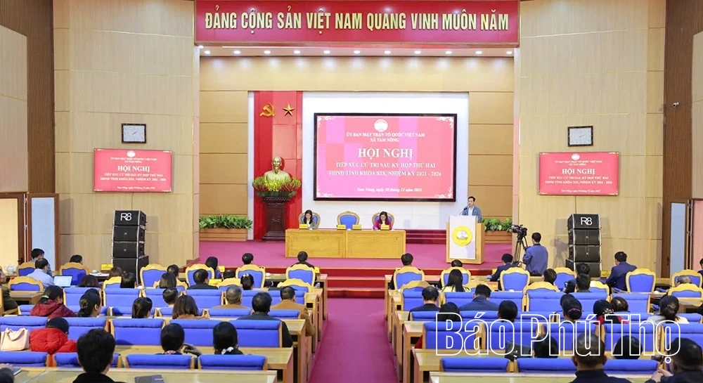 Đại biểu HĐND tỉnh tiếp xúc cử tri sau Kỳ họp thứ Hai