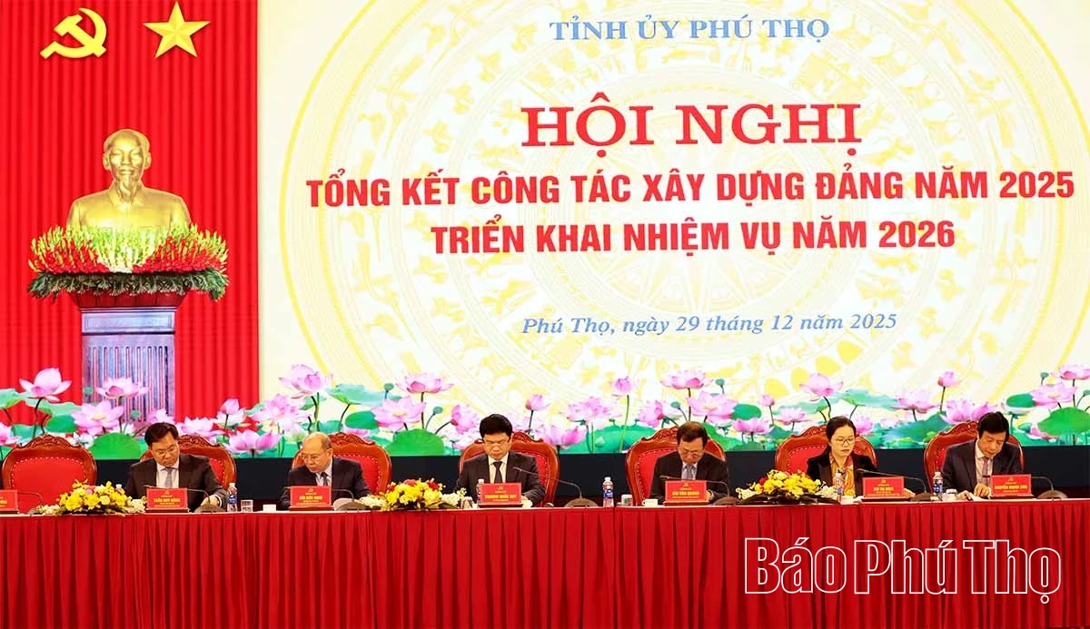 Xây dựng tỉnh Phú Thọ phát triển nhanh, bền vững, đáp ứng niềm tin của Nhân dân