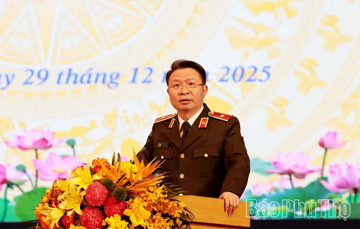 Xây dựng tỉnh Phú Thọ phát triển nhanh, bền vững, đáp ứng niềm tin của Nhân dân