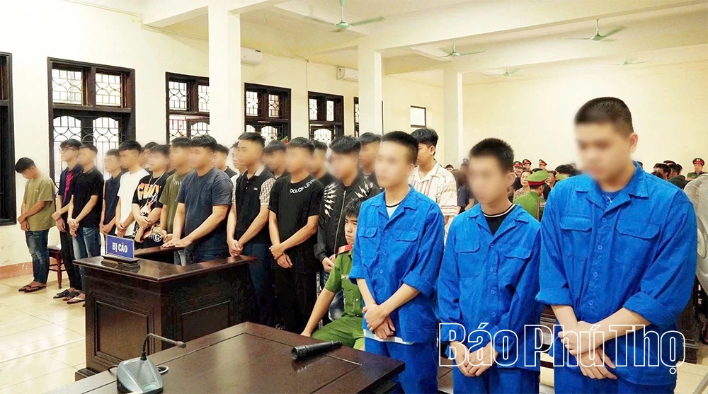 Kỳ 1: “Mồi lửa” của bạo lực