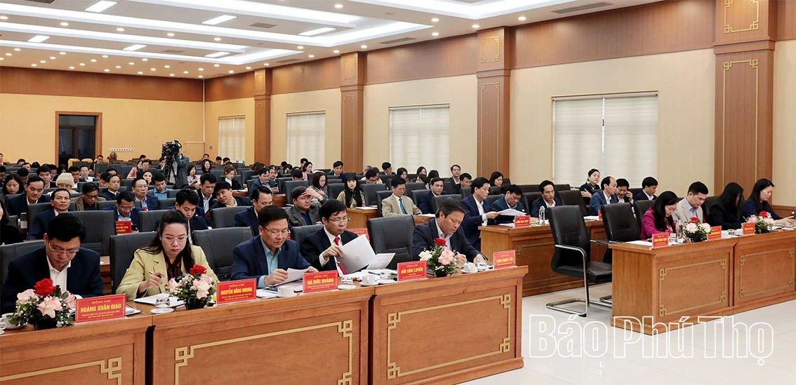 Bí thư Tỉnh ủy Trương Quốc Huy làm việc với Đảng ủy, Ủy ban MTTQ và các tổ chức Chính trị - Xã hội tỉnh