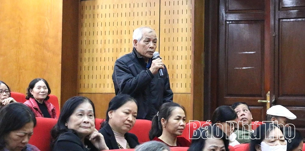 Tổ đại biểu HĐND tỉnh cụm Hòa Bình tiếp xúc cử tri sau Kỳ họp thứ Hai, HĐND tỉnh khóa XIX