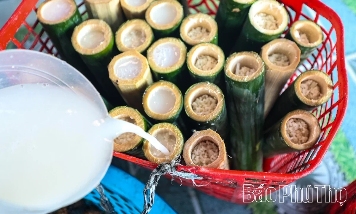 Fragrant and Sticky Bamboo Rice from Muong Dong