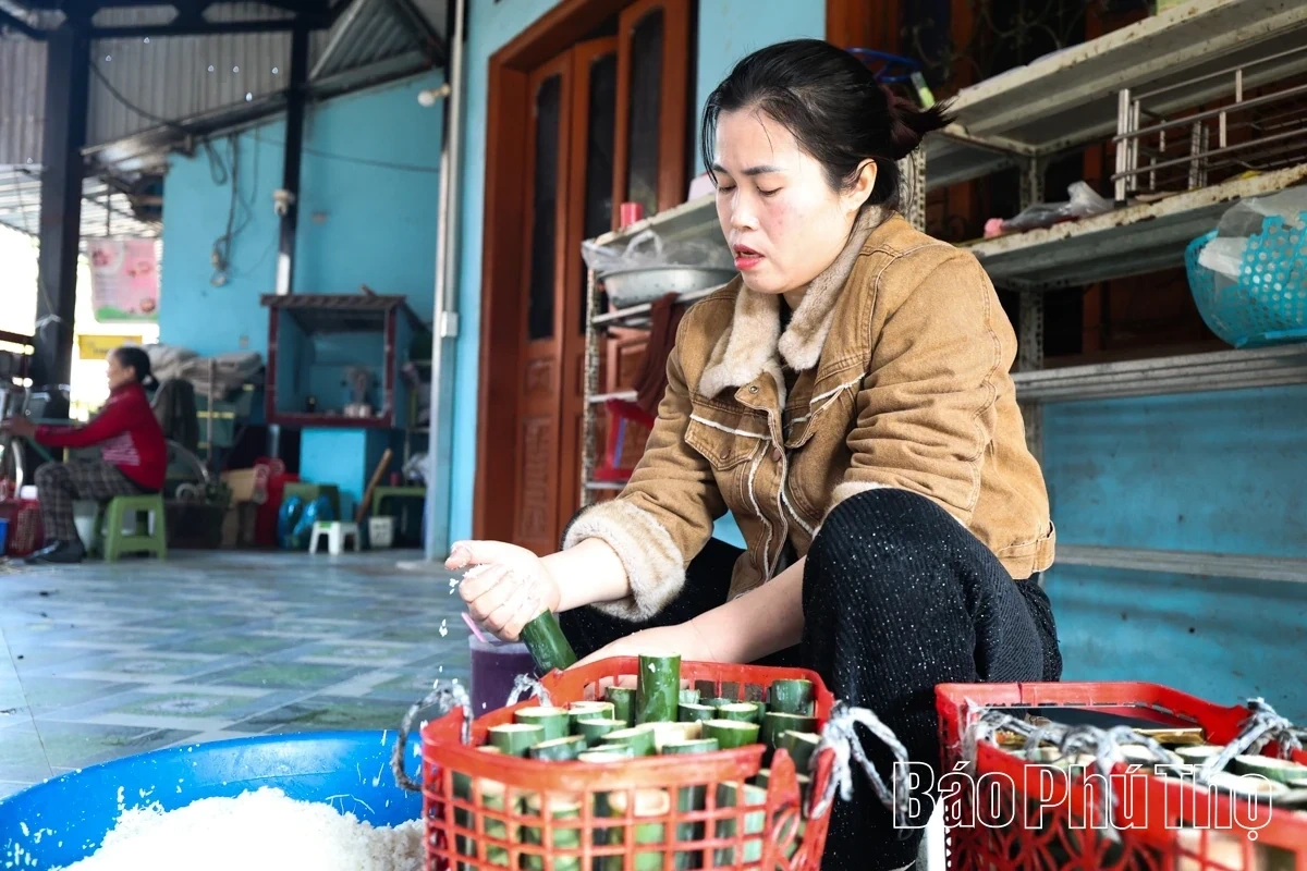 Fragrant and Sticky Bamboo Rice from Muong Dong