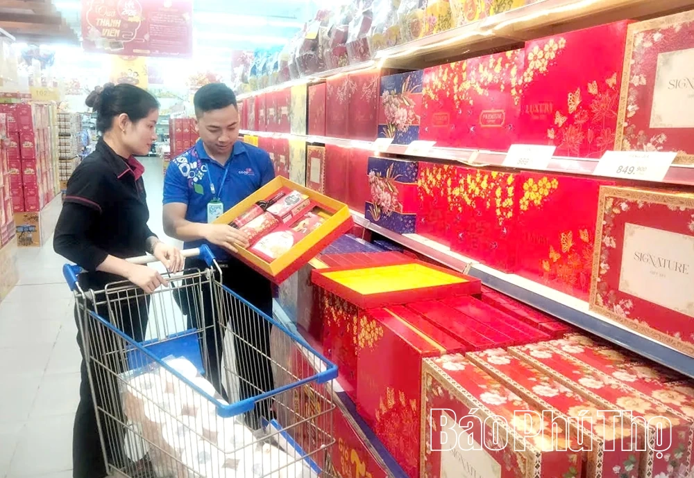 Sôi động thị trường hàng hóa cuối năm