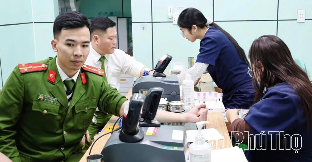 Ký kết Quy chế phối hợp xây dựng “Ngân hàng máu sống”