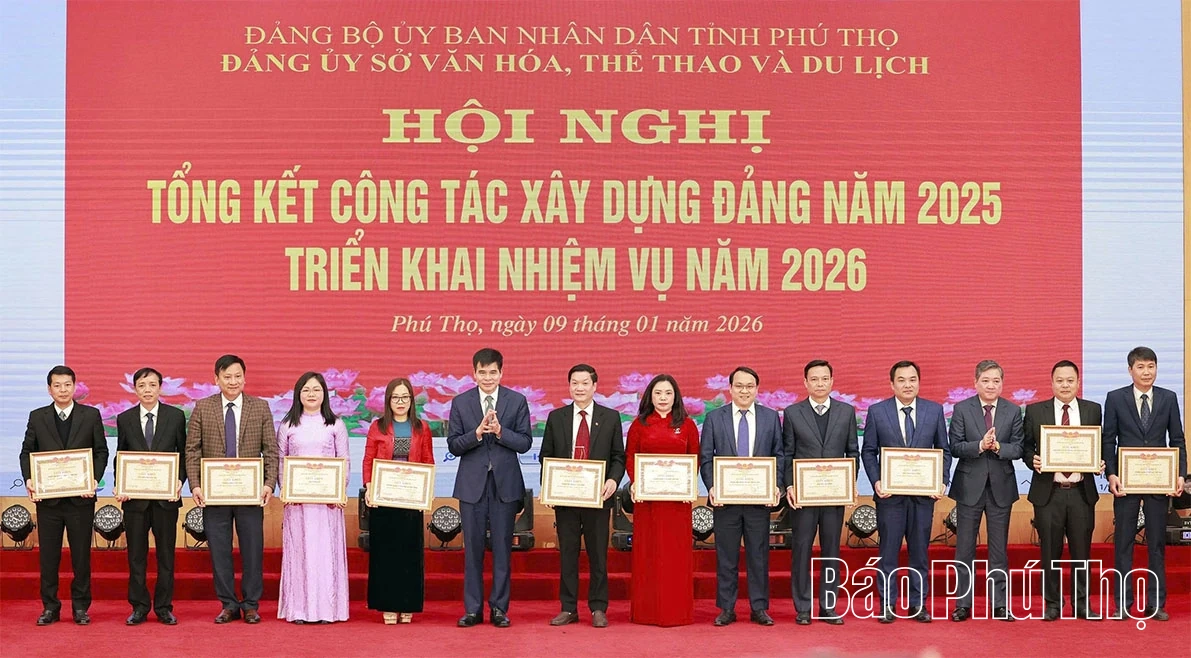 Xây dựng và phát triển văn hóa, đáp ứng yêu cầu phát triển bền vững của địa phương