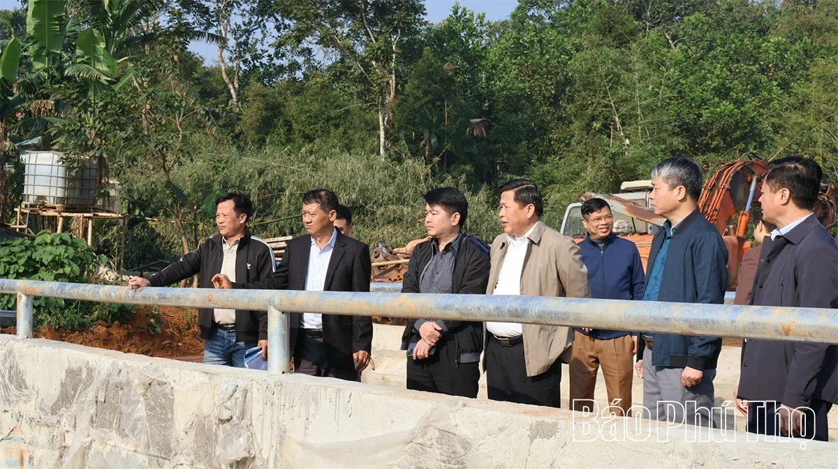 Kiểm tra các dự án khắc phục hậu quả thiên tai tại khu vực Hòa Bình