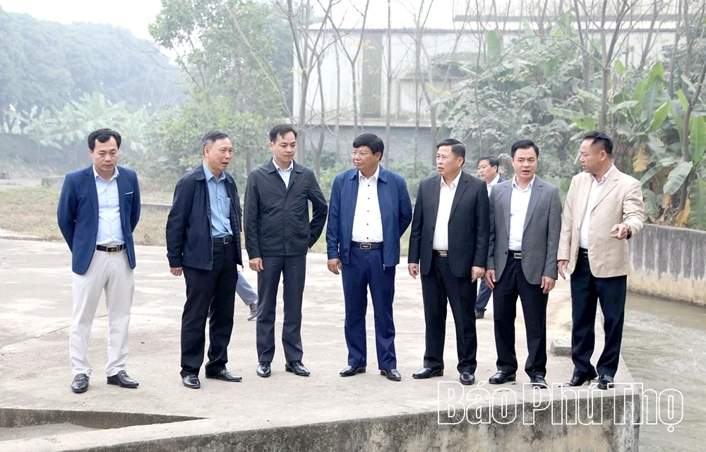 Kiểm tra công tác lấy nước đợt 1 phục vụ gieo cấy vụ Đông Xuân