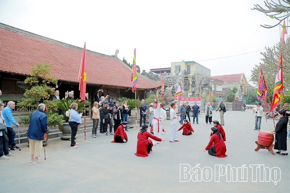 Phu Tho’s Xoan Singing: A Cultural Ambassador Reaching the World