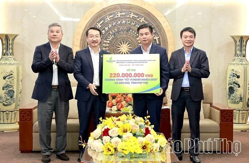 Petrovietnam providing over 1.7 billion VND to support the poor during Tet holiday
