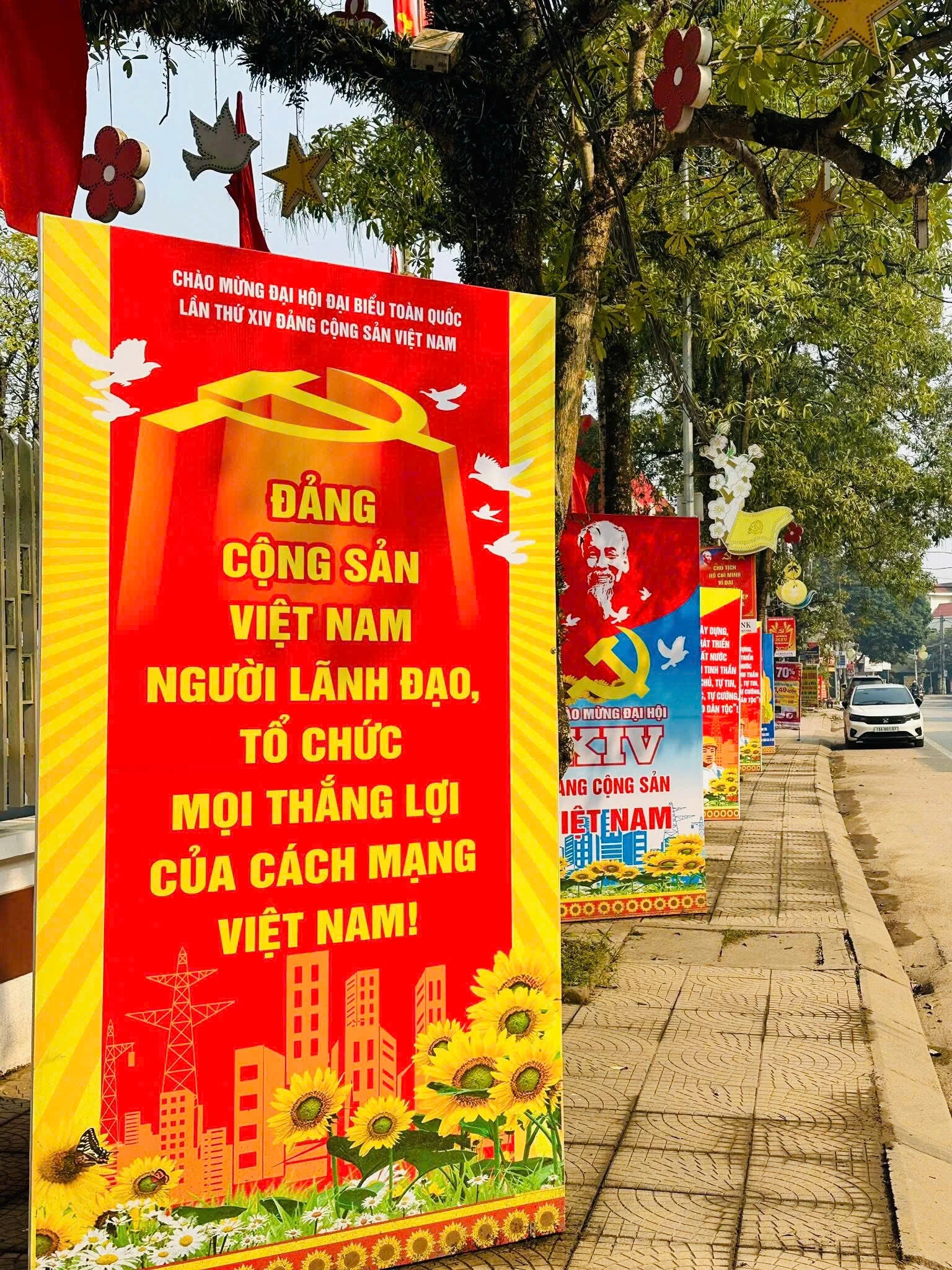 Củng cố những “cột mốc tư tưởng” trước Đại hội XIV