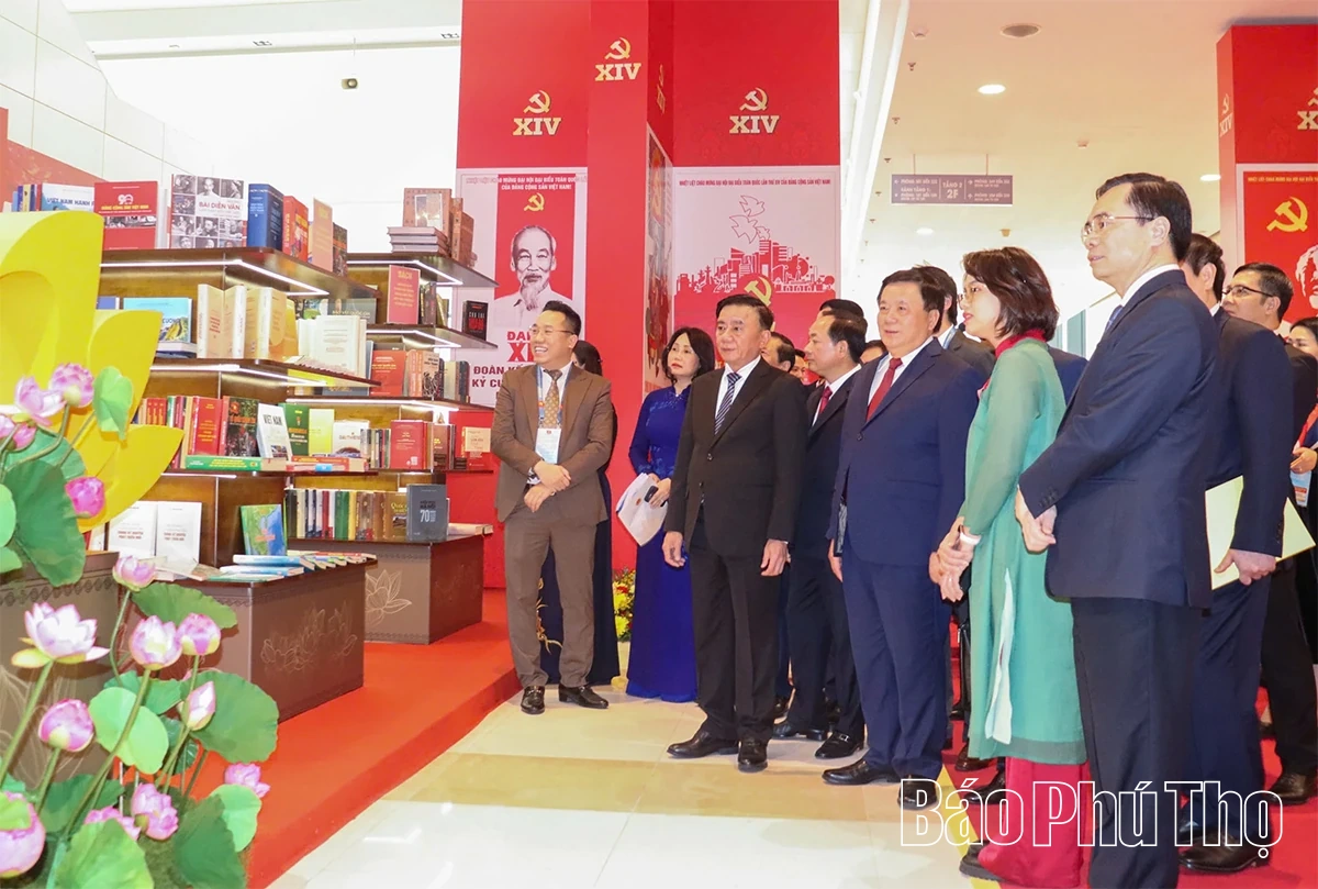 Khai trương Trung tâm Báo chí phục vụ Đại hội XIV của Đảng