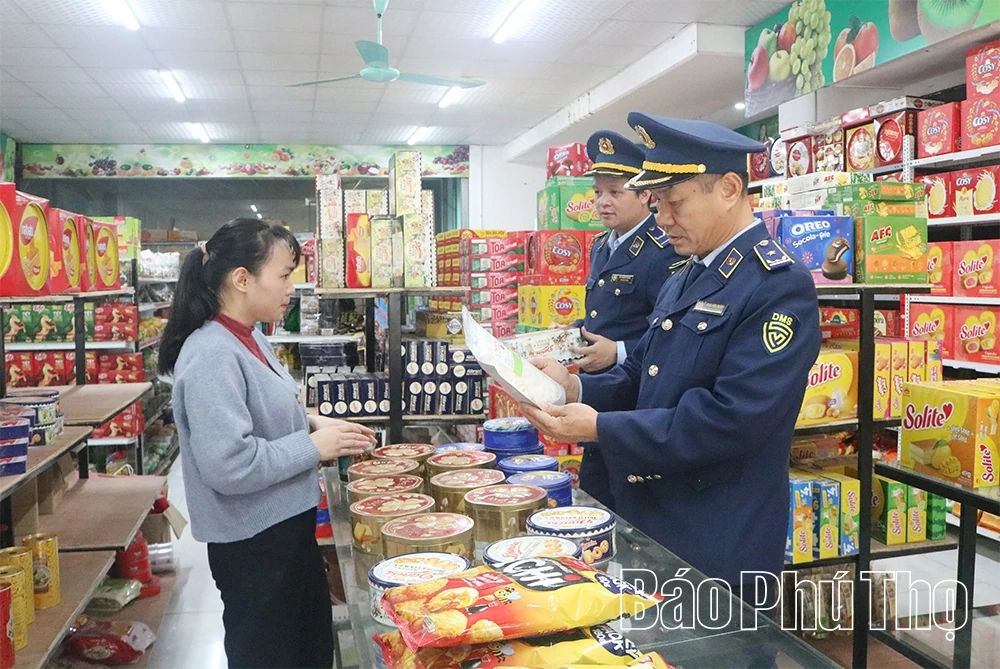 Chủ động nguồn cung, giữ bình ổn thị trường hàng hóa Tết Nguyên đán Bính Ngọ