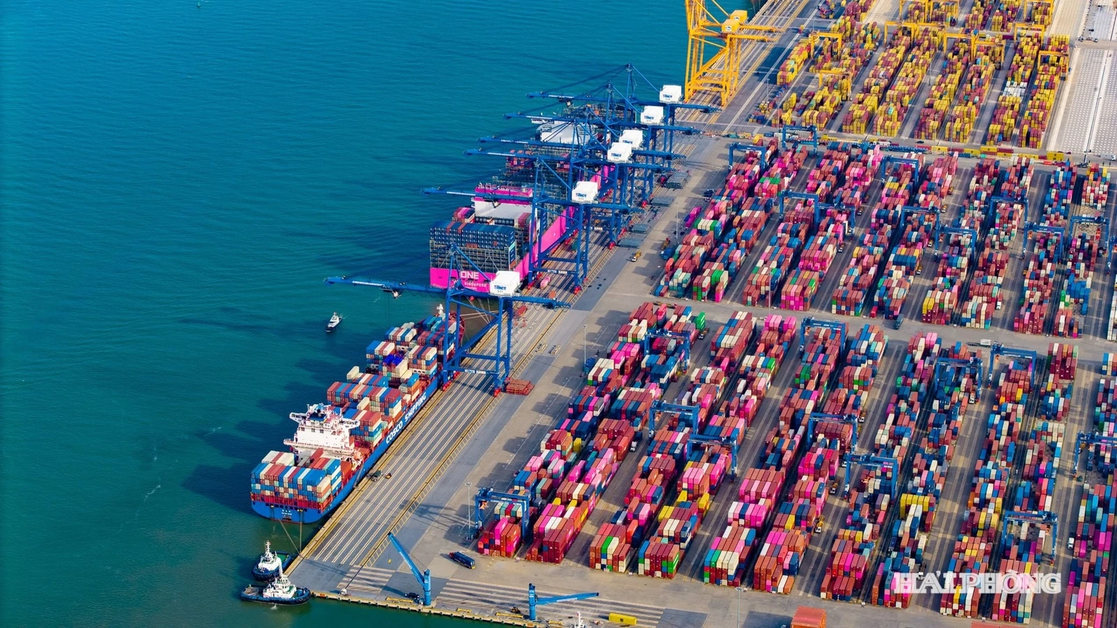 Tổ hợp cảng biển hiện đại nhất miền Bắc