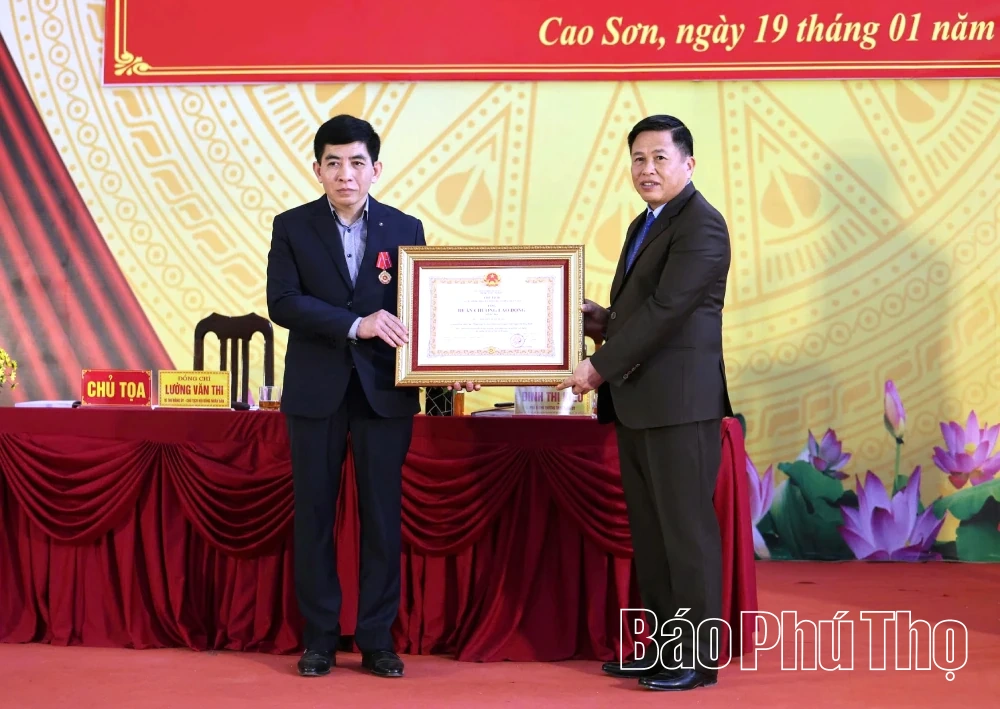 Xây dựng Đảng vững mạnh, thúc đẩy phát triển kinh tế - xã hội