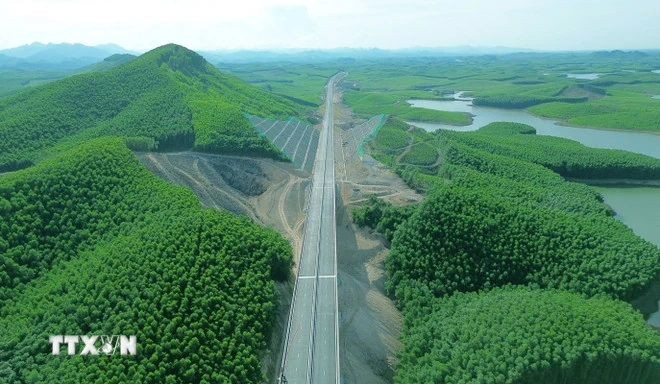 Đẩy mạnh nhiệm vụ trọng tâm thực hiện mục tiêu tăng trưởng kinh tế năm 2026