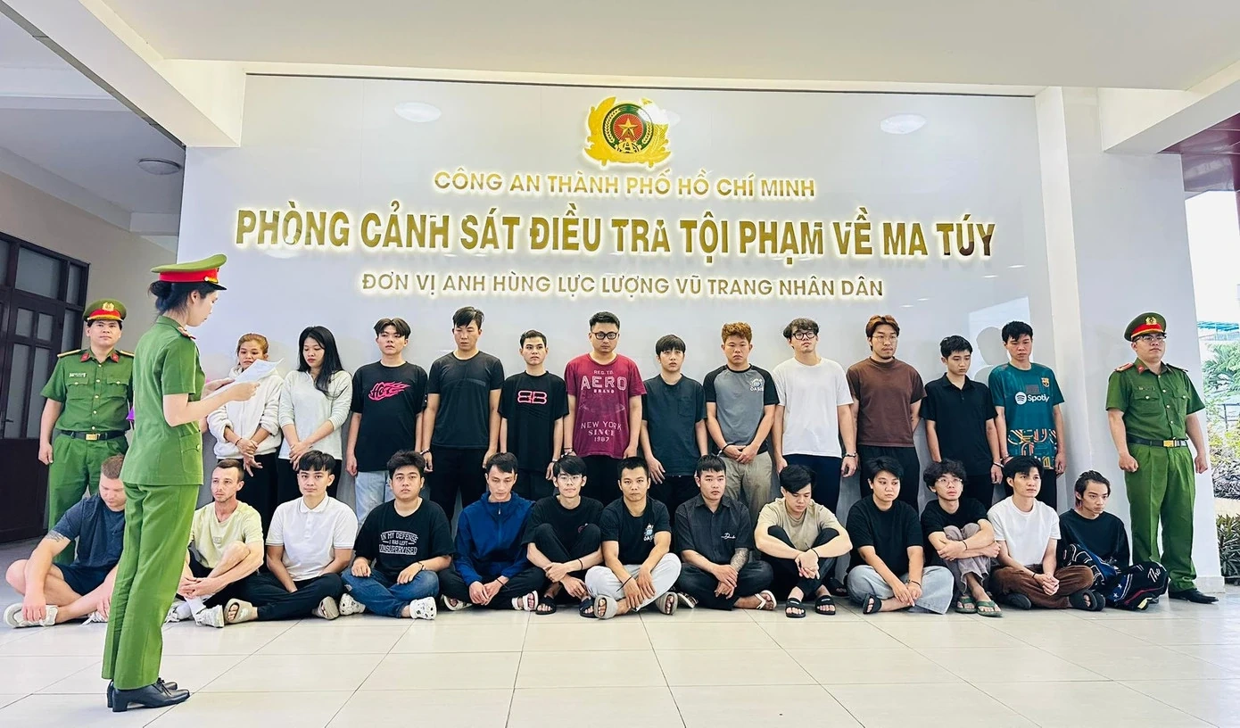 Triệt phá đường dây mua bán trái phép ma túy qua mạng, có người nước ngoài tham gia