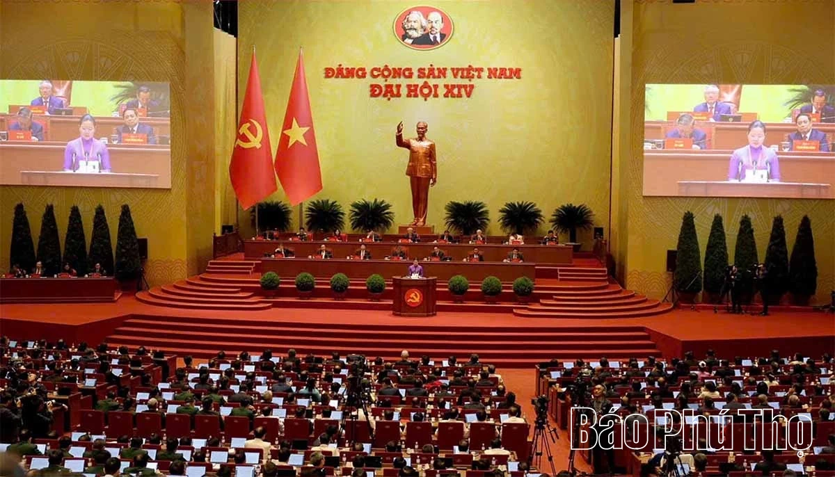 Thảo luận ở hội trường về các Văn kiện Đại hội