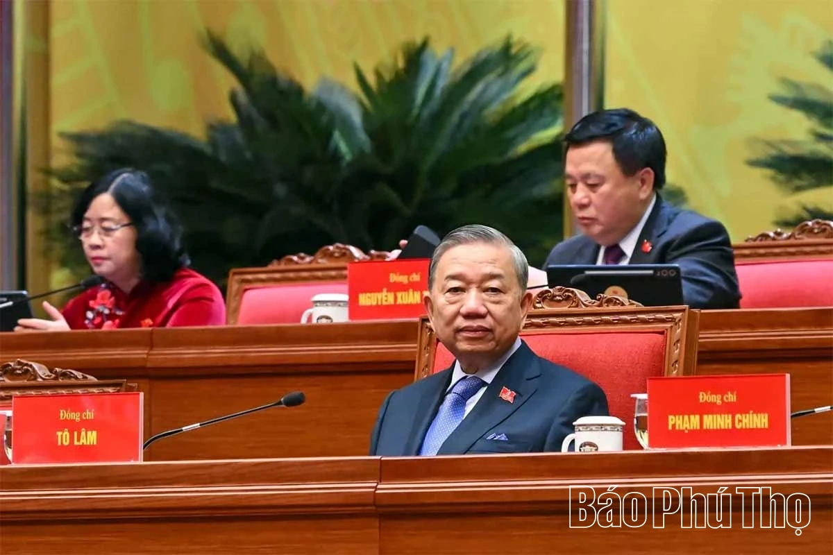 Thảo luận ở hội trường về các Văn kiện Đại hội