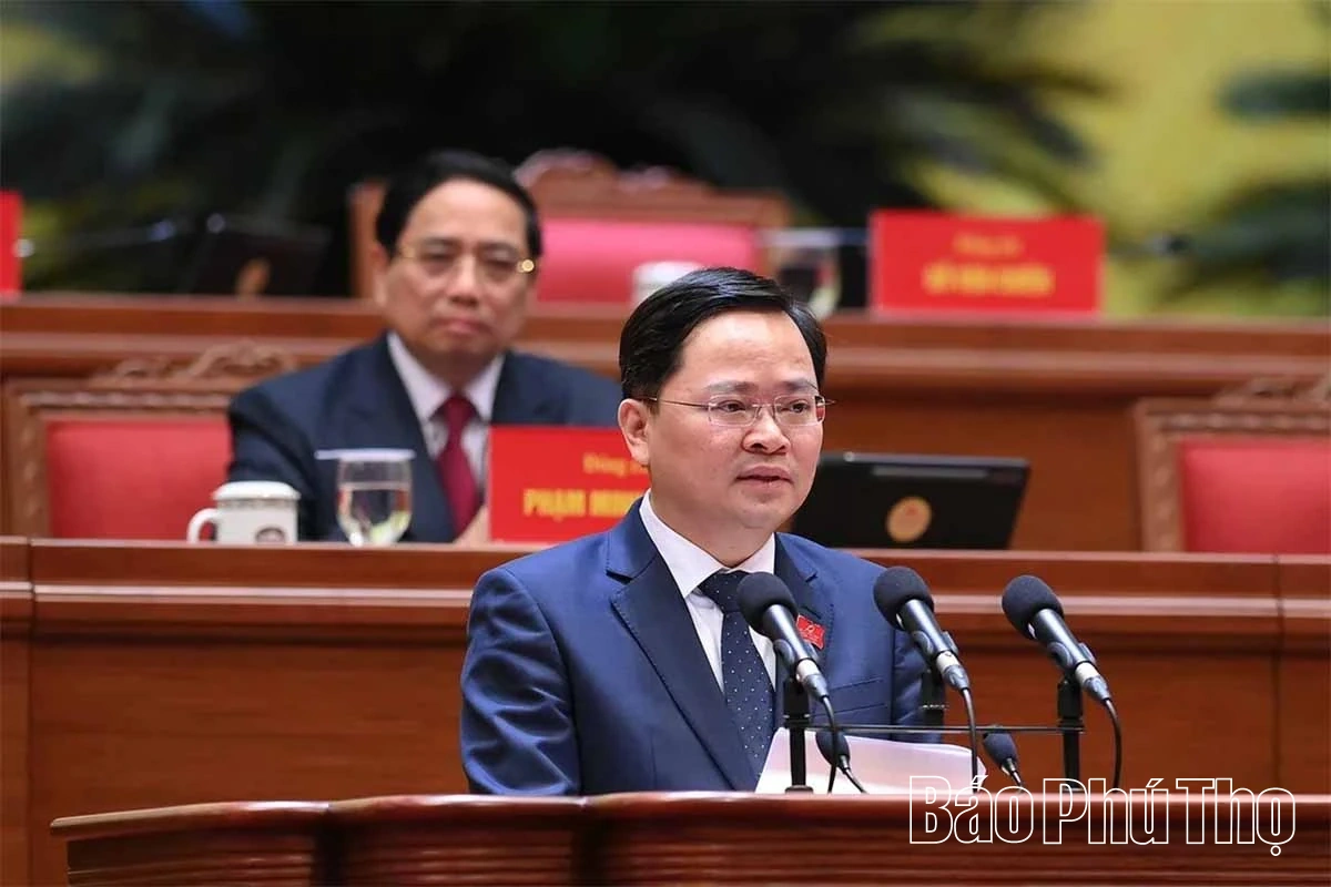 Thảo luận ở hội trường về các Văn kiện Đại hội